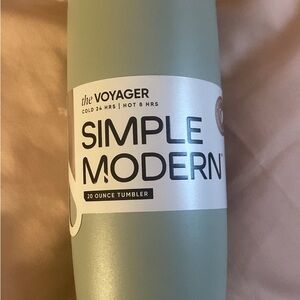 Simple Modern Voyager 20 Ounce Tumbler - Green